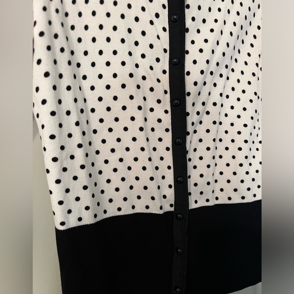 WHBM Button Up Top - Picture 2 of 4